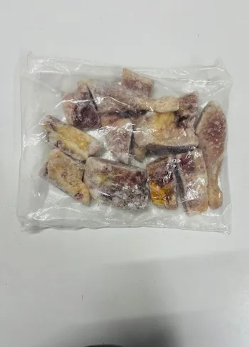 Hänchen geschnitten verpackt / Chicken Cutted